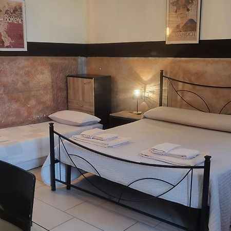 Saint Martin'S House Apartment Виджевано Екстериор снимка