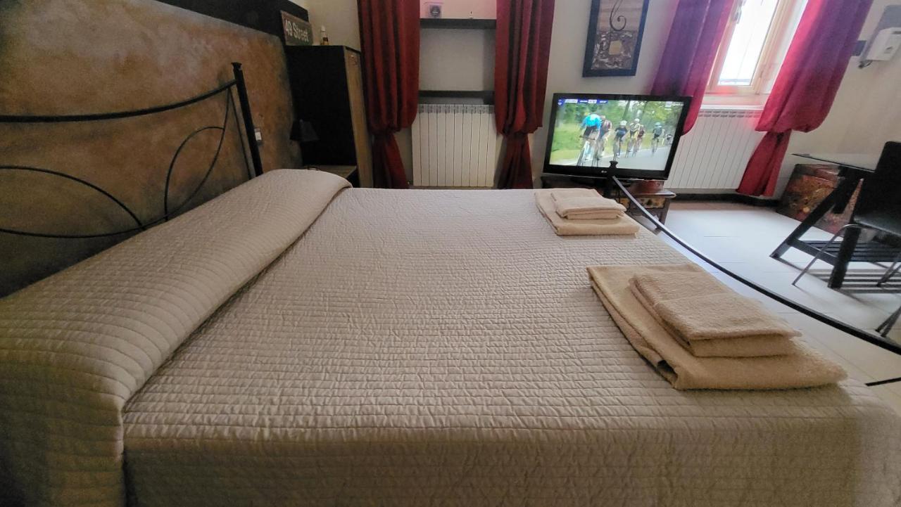 Saint Martin'S House Apartment Виджевано Екстериор снимка
